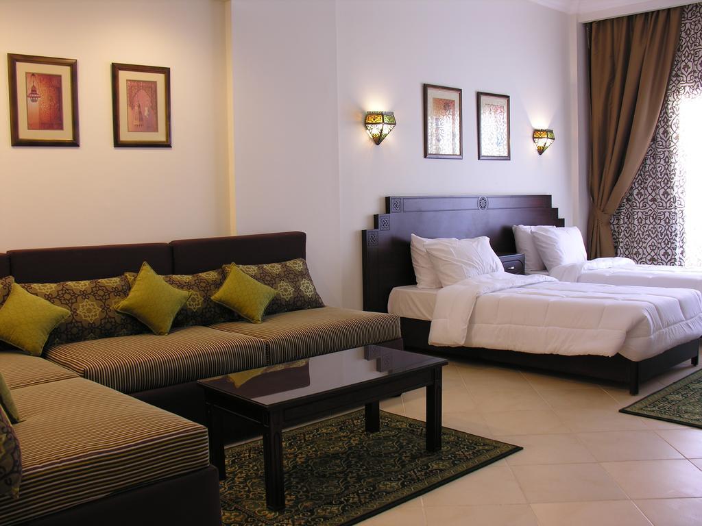 Pyramisa Sunset Pearl Apartments Хургада Екстериор снимка
