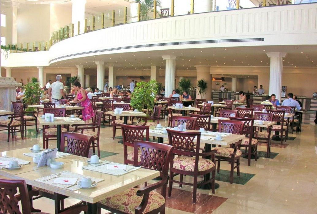 Pyramisa Sunset Pearl Apartments Хургада Екстериор снимка