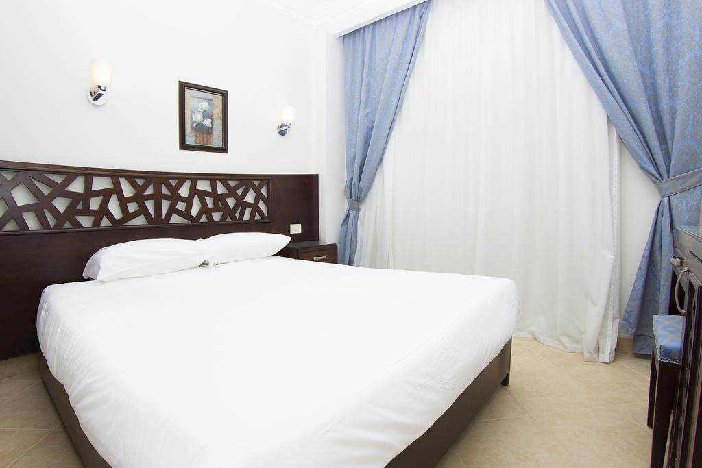 Pyramisa Sunset Pearl Apartments Хургада Екстериор снимка